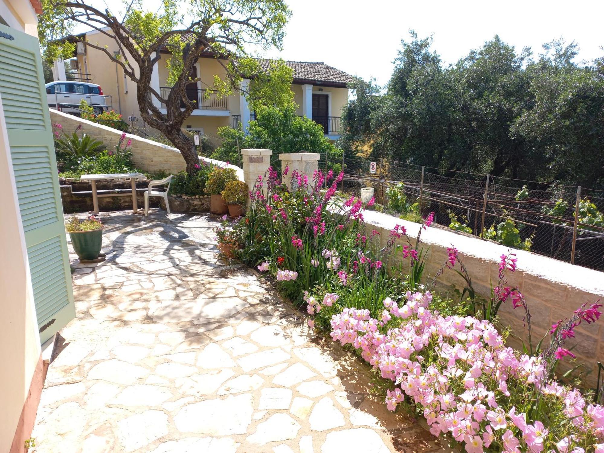 Oneiro House Apartment Касиопи Екстериор снимка