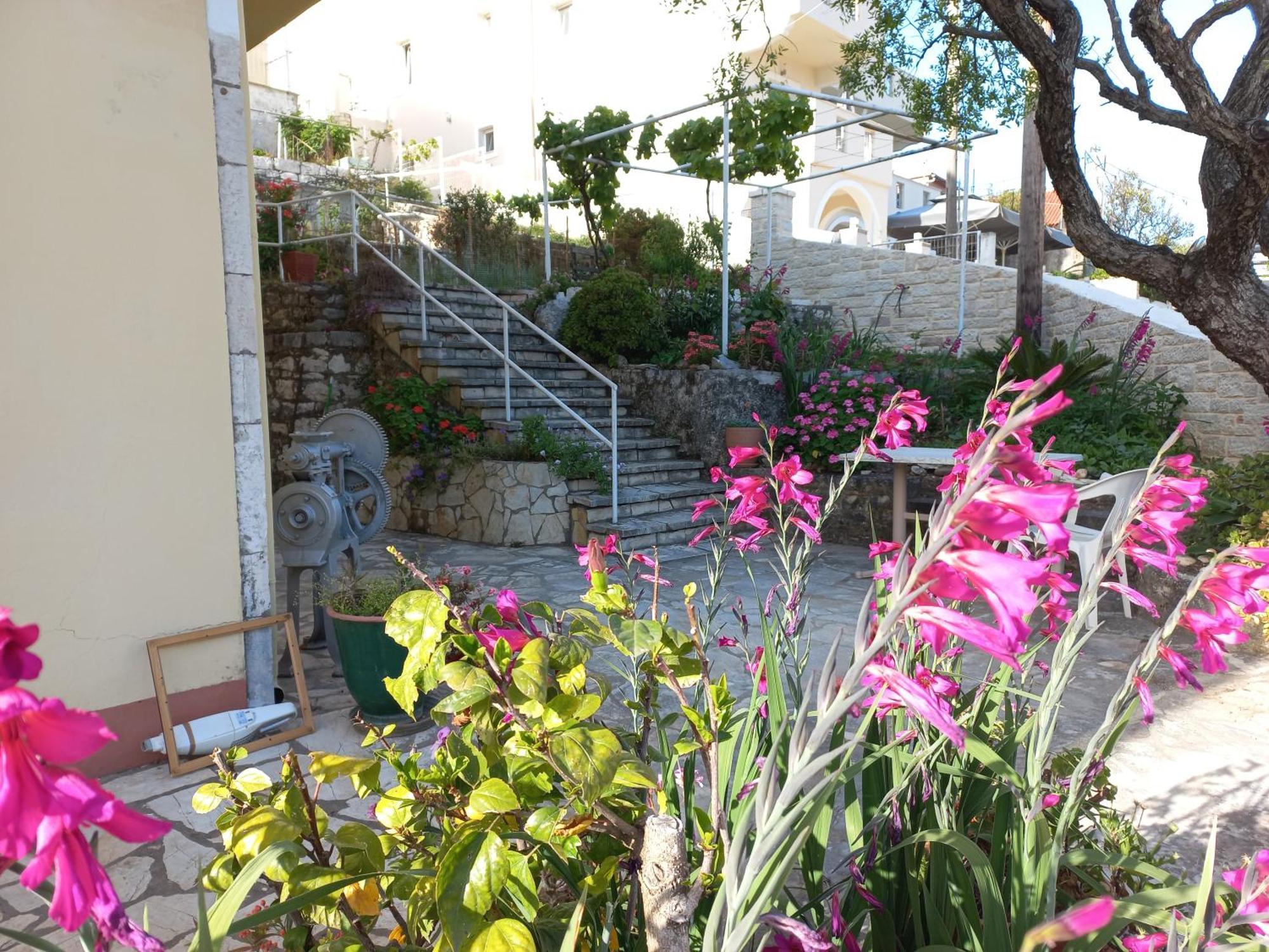 Oneiro House Apartment Касиопи Екстериор снимка